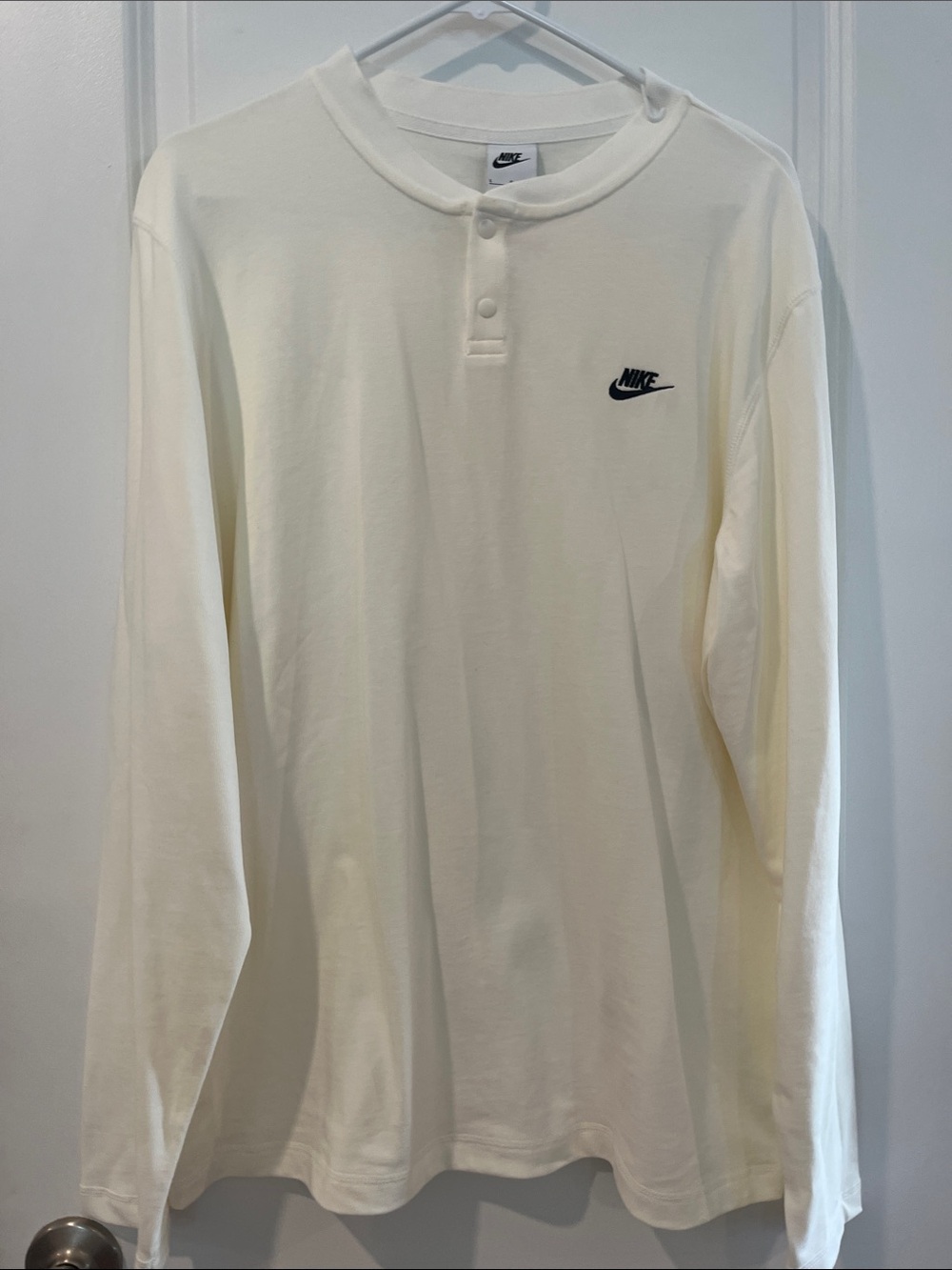 Nike Men’s Off-White Long-Sleeve Henley Shirt
